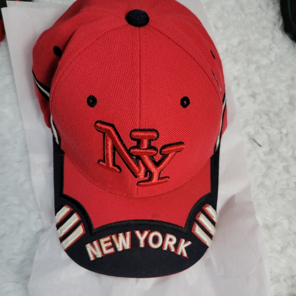 NEW YORK CAP - Picture 3 of 9